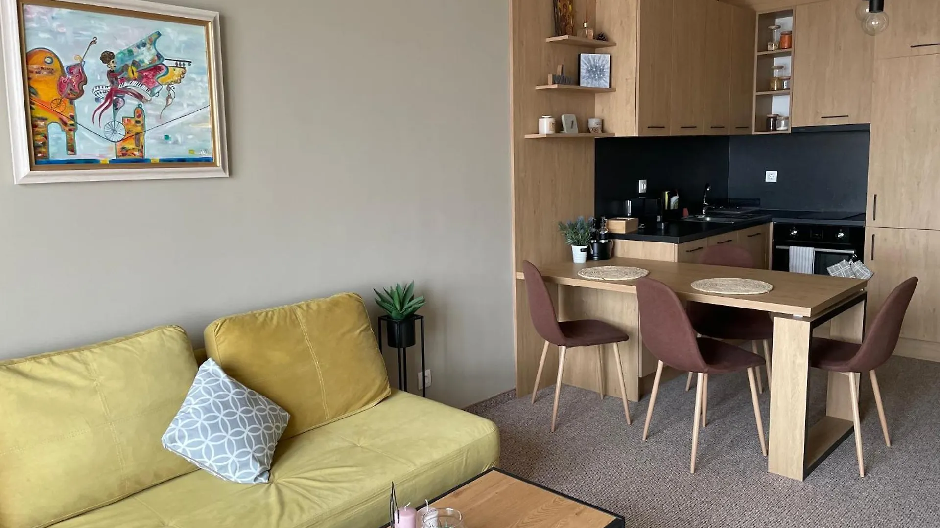 Apartment City View In Residences Burgas City